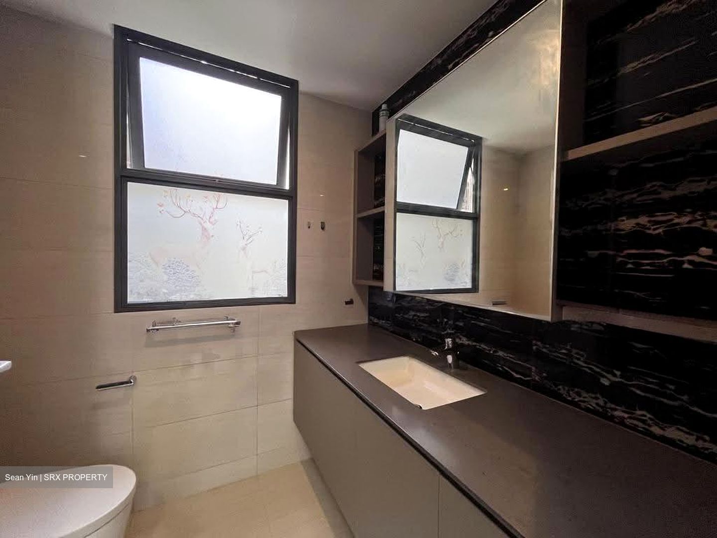 The Brownstone (D27), Condominium #638839311